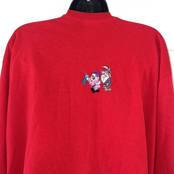 Vintage Disney’s Snow White and the 7 Dwarfs Top XL - Picture 4 of 10